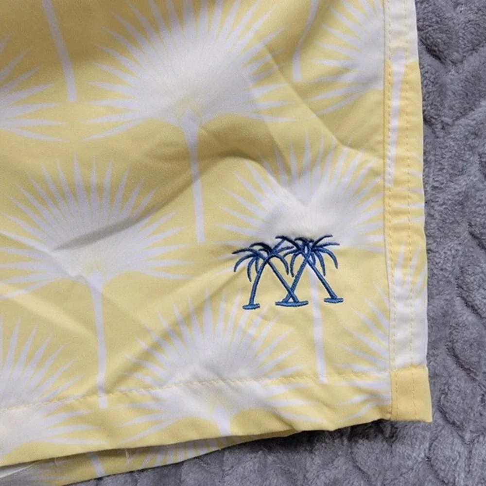 Pink House Mustique All Over Tree Print Swim‎ Trunks Men’s size 36 Yellow White